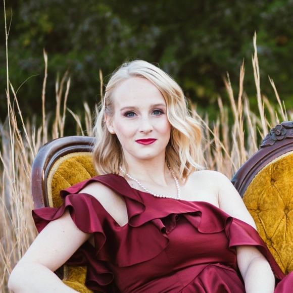 Meet your Posher, Robin - Picture 1 of 1